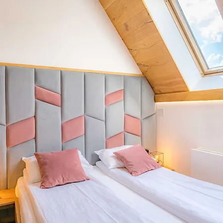 Mountain Palace Tatra & Apartment