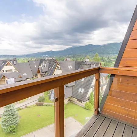 Mountain Palace Tatra & Διαμέρισμα