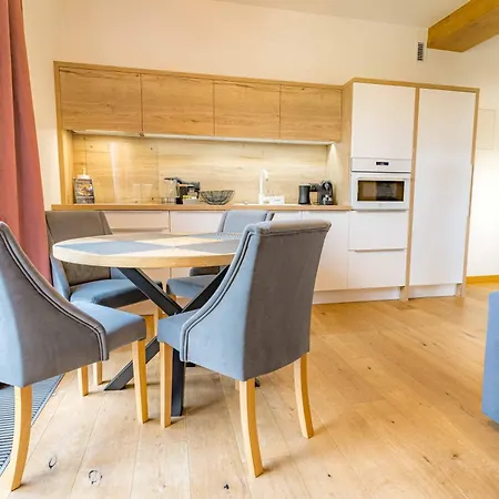 Mountain Palace Tatra & *